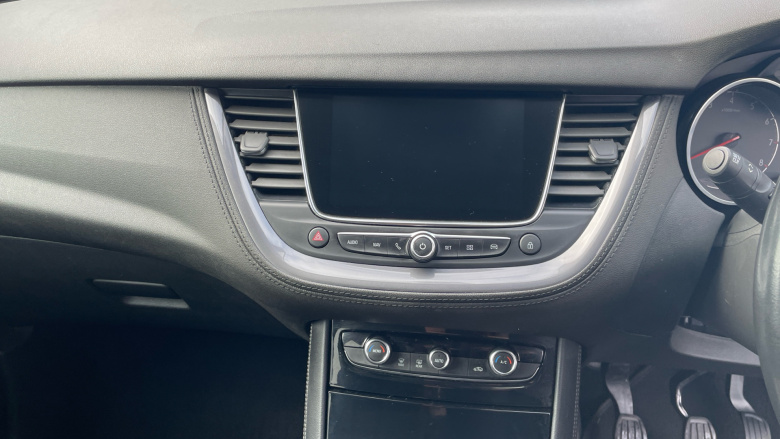 Vauxhall Grandland X 1.2 Turbo SRi Nav 5dr Petrol Hatchback